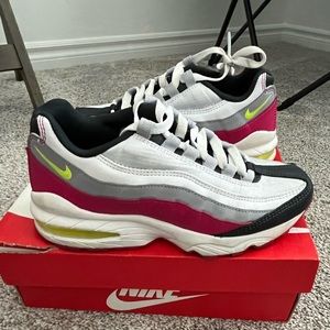 Girls Nike AirMax ‘95 Sz 4Y